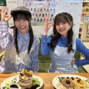 アンジュルムの橋迫鈴さん、松本わかなさんにご来店